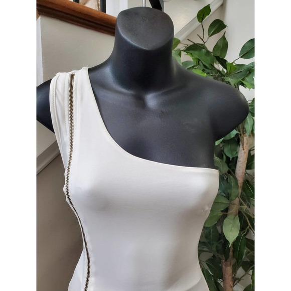 Cameo Women's Solid White Polyester One Shoulder Off Long Casual Maxi Dress - Picture 6 of 9